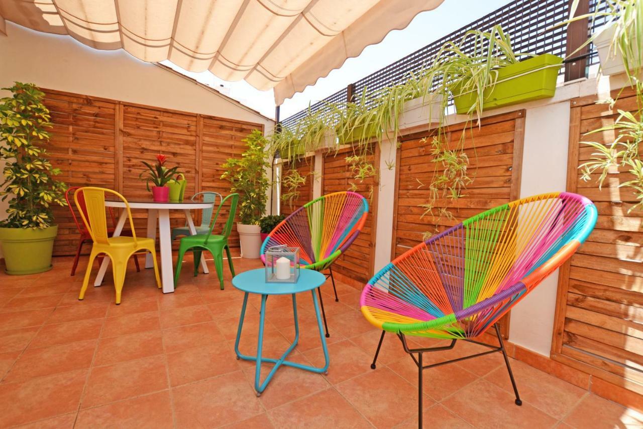 Atico Con Terraza En El Centro De Alicante Daire Dış mekan fotoğraf